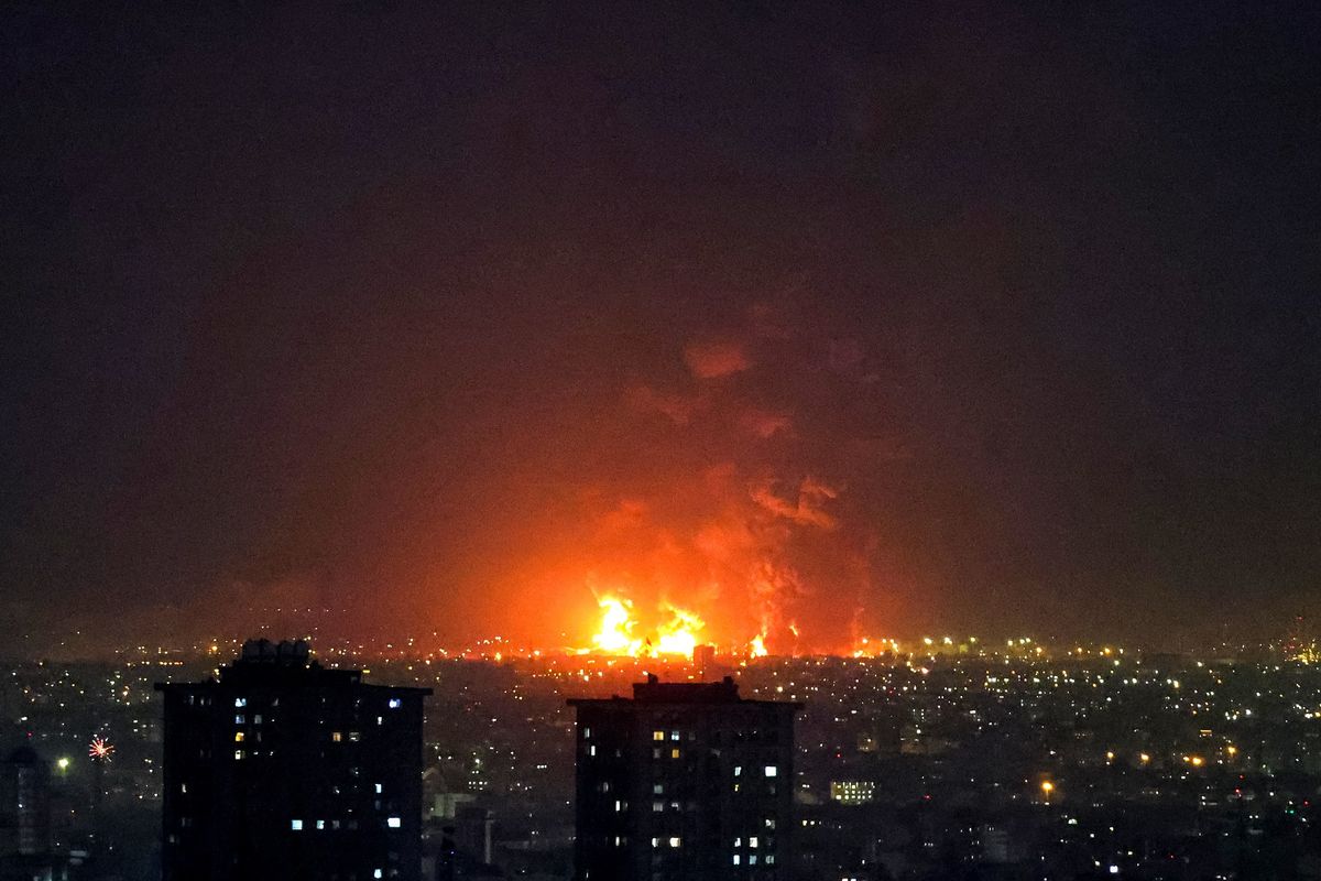 Timur Tengah Memanas: AS-Israel Gempur PLTN Bushehr Iran 4 Kali, Rusia Mulai Evakuasi Ratusan Staf - Metro Smart Solutions