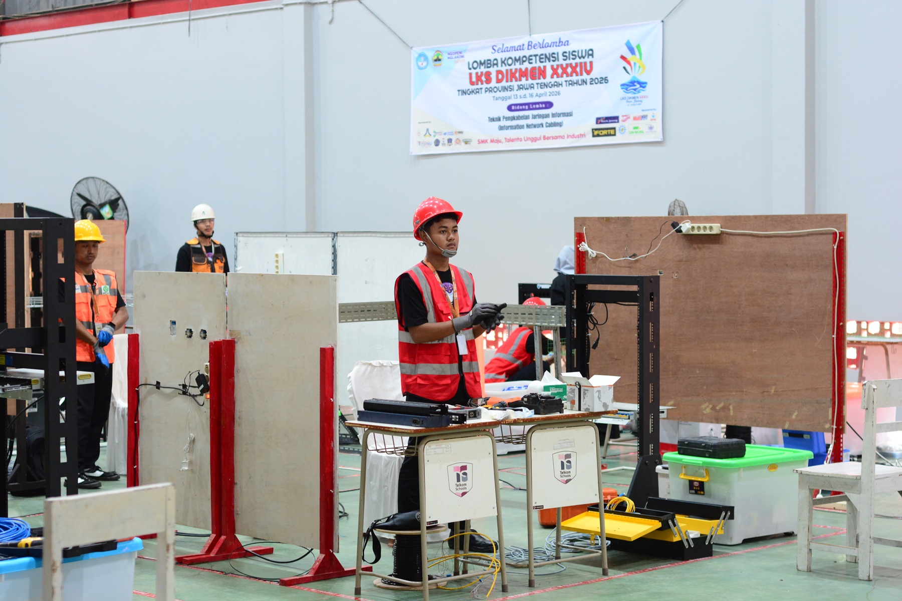 Persaingan Memanas di Hari Kedua LKS SMK Jateng XXXIV Purwokerto 2026